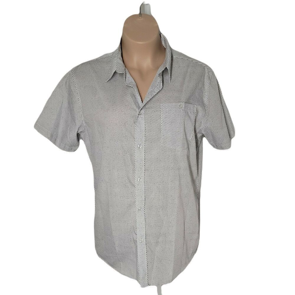 Montage Button Up Collared Shirt Blouse ~ Sz XL ~  White ~ Short Sleeve
